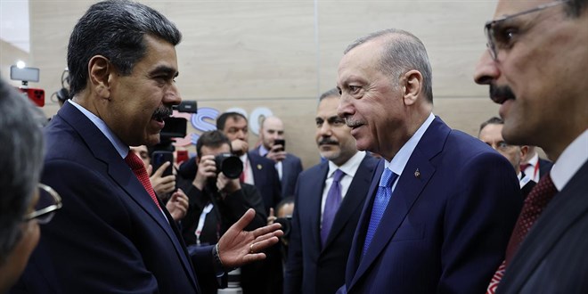 Cumhurbaşkanı Erdoğan, Venezuela Devlet Başkanı Maduro ile görüştü