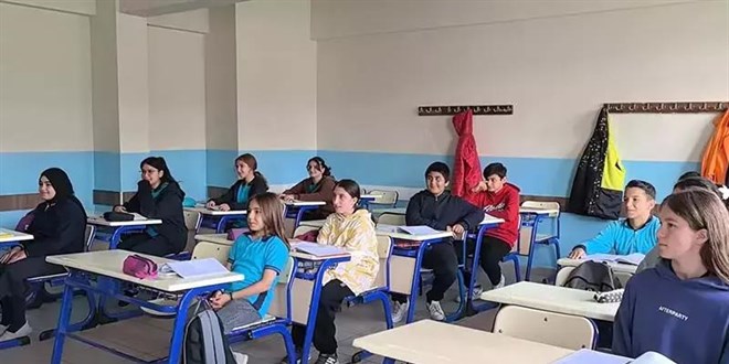 Mesleklerini ortaokul sıralarındayken belirliyorlar