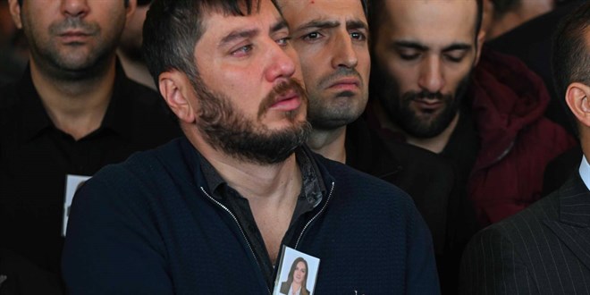 Evlilik yıl dönümü çiçeğini almak isterken şehit olmuştu: Zahide Güçlü'ye veda