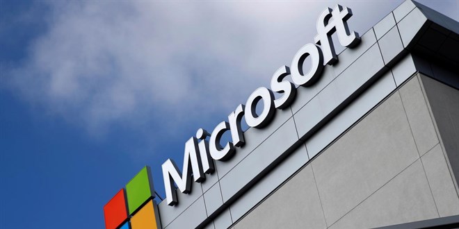 Microsoft, Gazze'de ölenler için için sessiz protesto düzenleyen iki çalışanını işten çıkardı