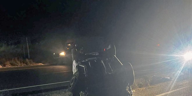 Sivas'ta su kanalına devrilen otomobildeki 2 kişi öldü