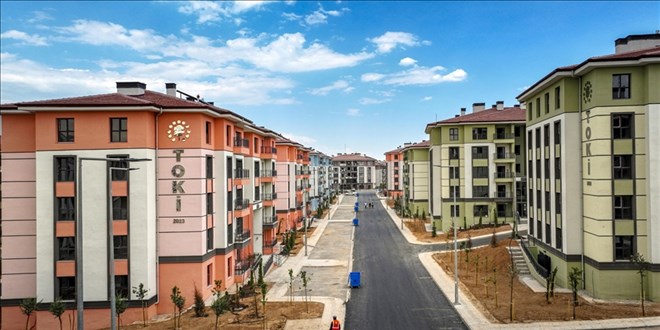 Teslim edilen konut ve iş yeri sayısı 130 bin 565'e yükseldi