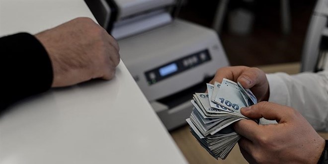 Ekonomistlerden asgari ücret zammı için çağrı