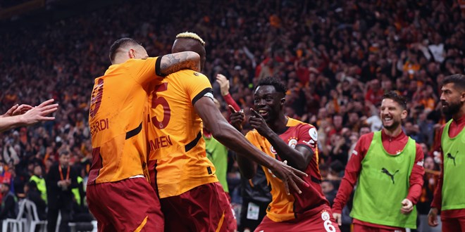 Derbinin galibi Galatasaray...Puan farkı 8'e çıktı