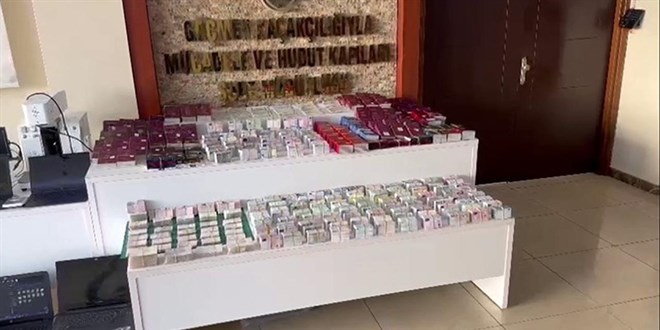 İstanbul'da sahte pasaport şebekesi çökertildi: 13 gözaltı