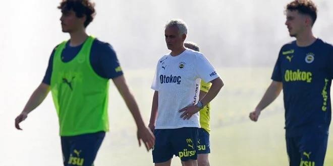 Jose Mourinho idmanda sakatlandı