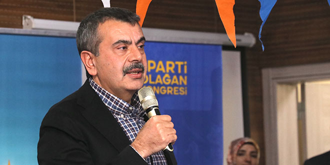 Bakan Tekin: Ülkemizi 3. ligden aldık 1. lige çıkardık
