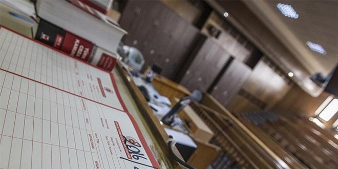 Savcıya el çektirildi iddiasında 3 kişiye adli kontrol ve ev hapsi