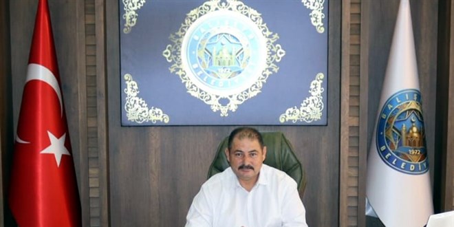 Belediye başkanı ve şoförünü işe alınmadığı için öldürmüş