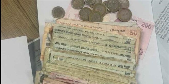 Üzerinden 3.000 TL çıkan dilenciye 977 TL ceza kesildi
