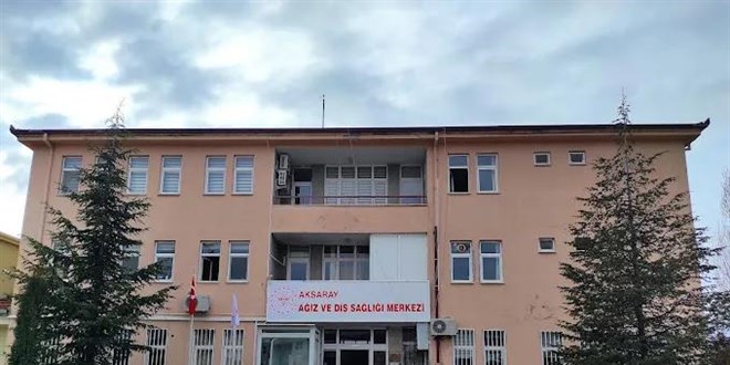 Dirgenle hastaneye daldı!