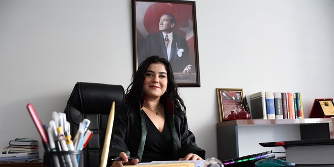Çocukken yakalandığı kanseri yenip avukatlık hayaline ulaştı