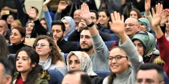 Yalçın'dan MEB'e çağrı: Mülakat mağdurlarının sesine kulak verin!