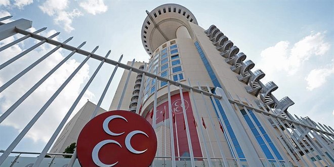 MHP'de 3 milletvekilinin istifası kabul edildi