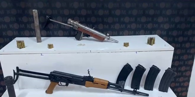 Kars'ta mimarlık ofisinden cephanelik çıktı