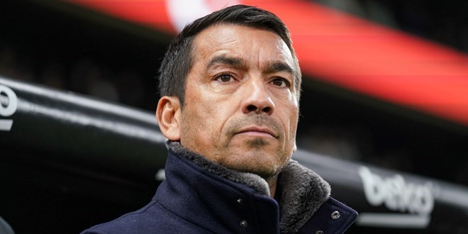 Giovanni van Bronckhorst: Üzgünüm ve hayal kırıklığı yaşıyorum