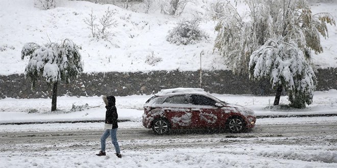 11 il için 'sarı' uyarı: Yoğun kar yağışına dikkat