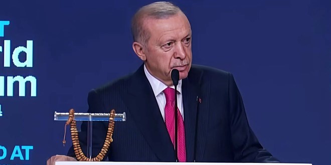 Erdoğan'dan sözünü kesen gence sert tepki: Siyonistlerin ağzı dili olma