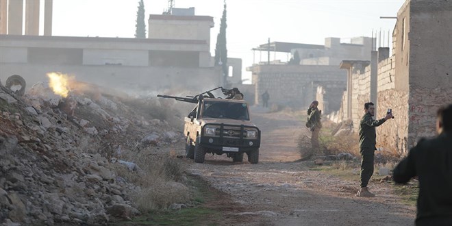 SMO, PKK/YPG'nin Tel Rıfat-Münbiç hattını kesti