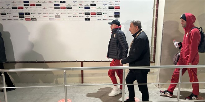 Metin Öztürk: Milli futbolcumuz katledildi