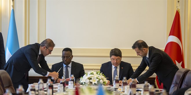Türkiye ile Somali arasında yargı alanında 2 anlaşma imzalandı
