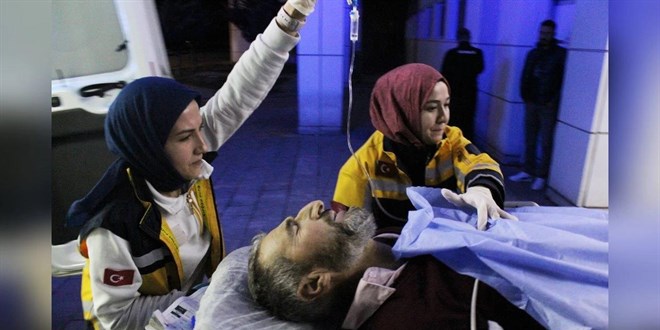 Kavgayı ayıran dede pompalı tüfekle vuruldu: 6 gözaltı