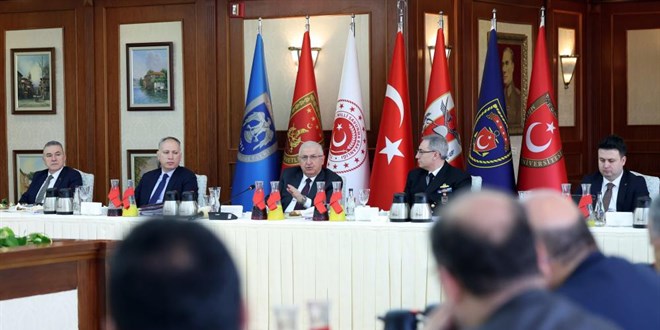 Bakan Güler: Önceliğimiz YPG'nin tasfiyesidir