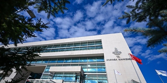 AYM'den 10 siyasi parti iin 'hesaplar uygun' karar