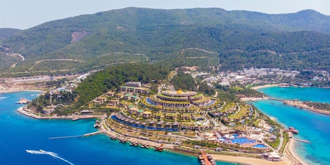 Milyon dolarlık otel mühürlendi