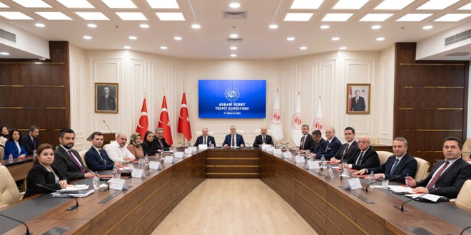 Asgari ücrette rakam yine gündeme gelmedi