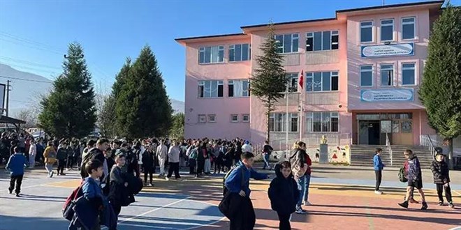 Anaokulunun kazan dairesinde yangın; öğrenciler bahçeye çıkarıldı