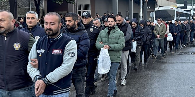Mersin gümrükte rüşvet operasyonu: 91 tutuklama