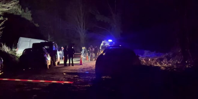 D�zce bir ki�i minib�ste silahla vurulmu� halde �l� bulundu