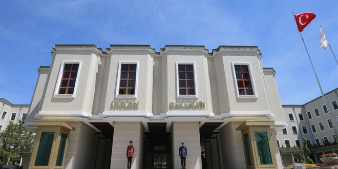 Jandarma ve Sahil Güvenlik komutanlıklarının yardım limiti 300 milyon lira oldu