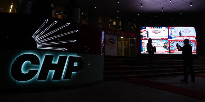 'CHP anketlerde ikinci sıraya indi'
