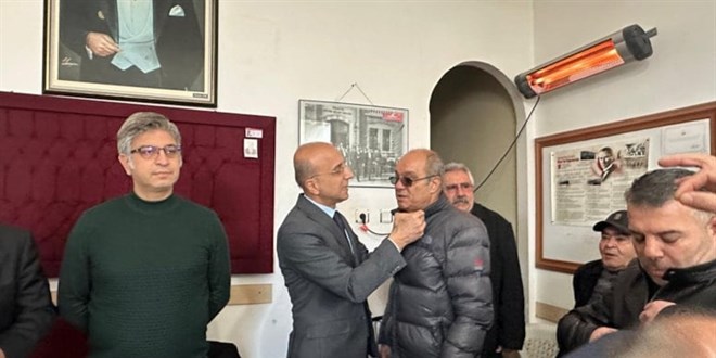İYİ Partili meclis üyeleri CHP'ye geçti