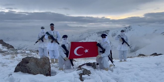 Mehmetçik'ten yeni yıl mesajı