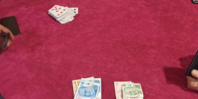 Polis önce 'mutlu yıllar' diledi, ardından 295 bin TL ceza kesti