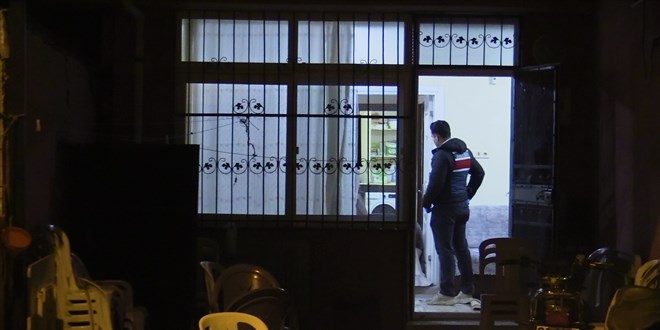 15 ya��ndaki Rafet'in �l�m�nde anne ve babas� tutukland�