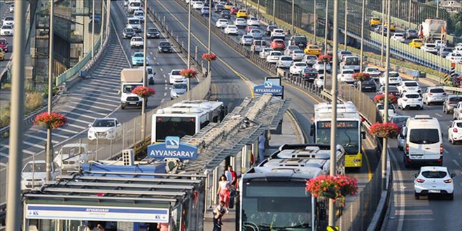 İBB'nin toplu ulaşıma yüzde 46.9'luk zam teklifi reddedildi