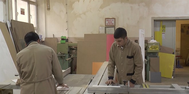 Fabrika gibi okul! 1,6 milyon lira ciro yaptı, 408 bin lira vergi ödedi