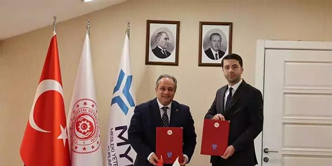 Gençlik çalışanları meslek tanımlarına kavuşuyor