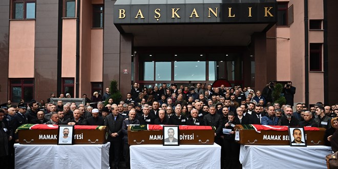Kazada hayatını kaybeden 3 belediye işçisi için cenaze töreni düzenlendi