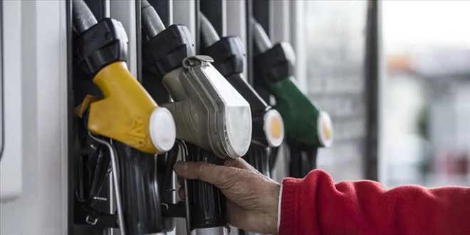 Motorine zam geldi: Fiyatlar pompaya yansıdı