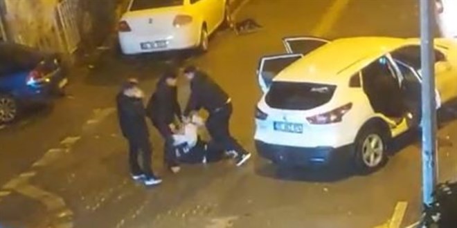 Esenyurt'ta magandalar bir genci darp edip kaçırmak istedi