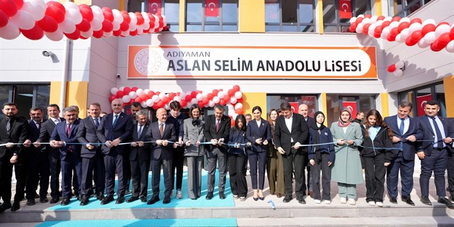Bakan Tekin: Değerlerimizi gelecek kuşaklara taşıyacağız