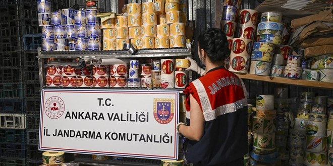 Ankara'da kaçak gıda operasyonu: 1.3 milyon TL'lik ürün ele geçirildi