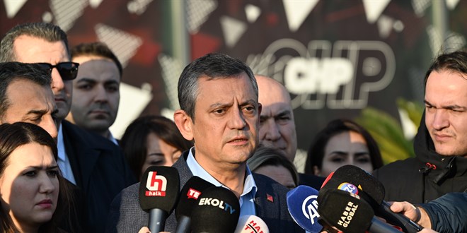 �zel'den AK Parti'ye sert tepki: Bu bir sava� ilan�d�r, g�r�yor ve kabul ediyoruz