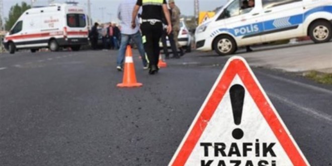 Zincirleme kaza: 1 �l� 2 yaral�