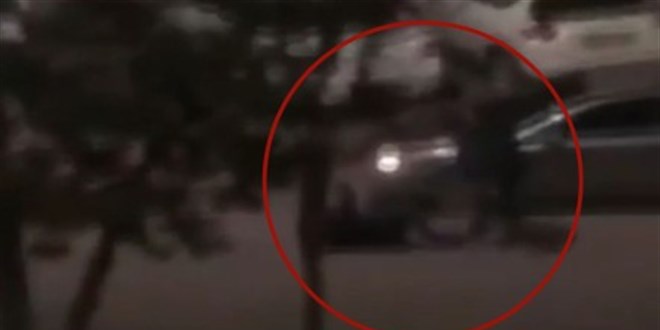 Sokak ortasındaki tartışmada kan aktı! O anlar kamerada